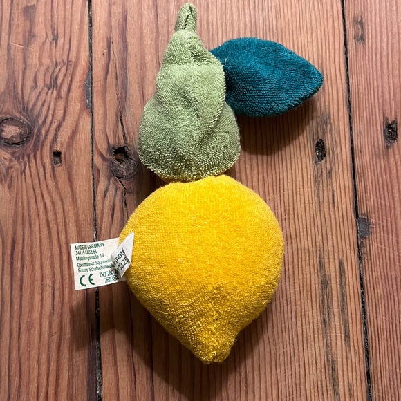 Nanchen Natur lemon doll with rattle — price firm - Picture 3 of 3